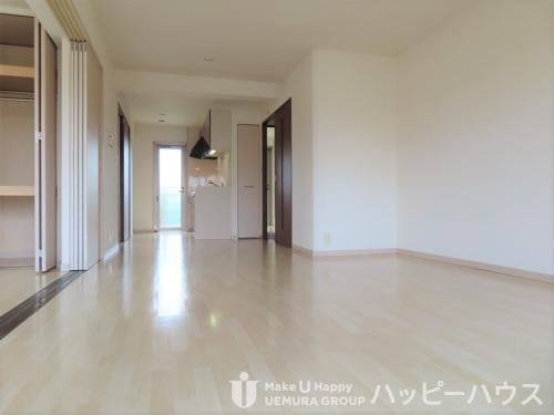 グランドールの居間・リビング