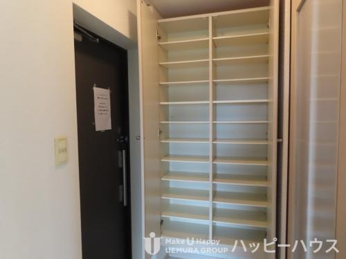 グランドールの玄関