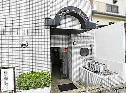 メゾン・ド・エポークのエントランス