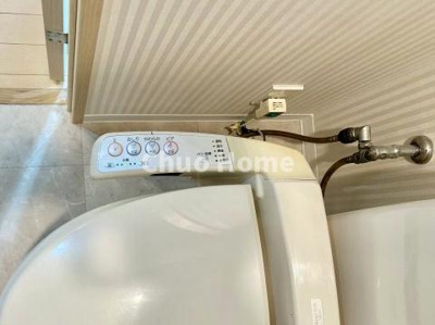 【内装】 | プレジール東大島 | 【ウォシュレット】清潔に使いたいお手洗いには最適な設備です。もちろんウォームレットも標準装備です。