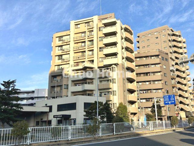 【外観】 | プレジール東大島 | 2003年11月築・ペットの飼育可能マンションです