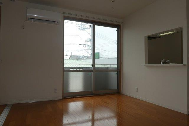 オリーブコートＡの居間・リビング