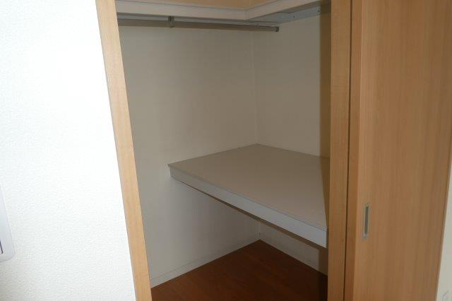 オリーブコートＡの収納|ウォークインクローゼット