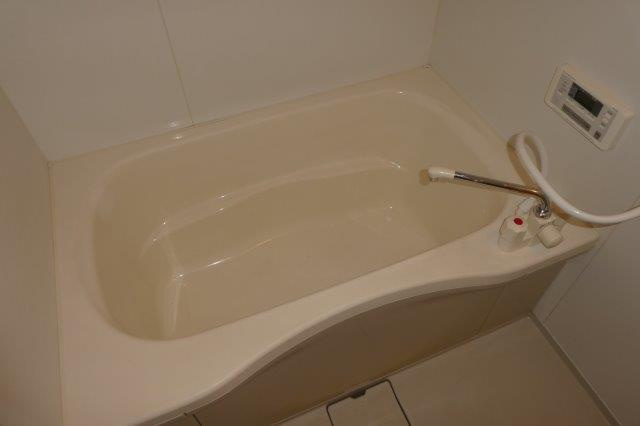 オリーブコートＡの浴室