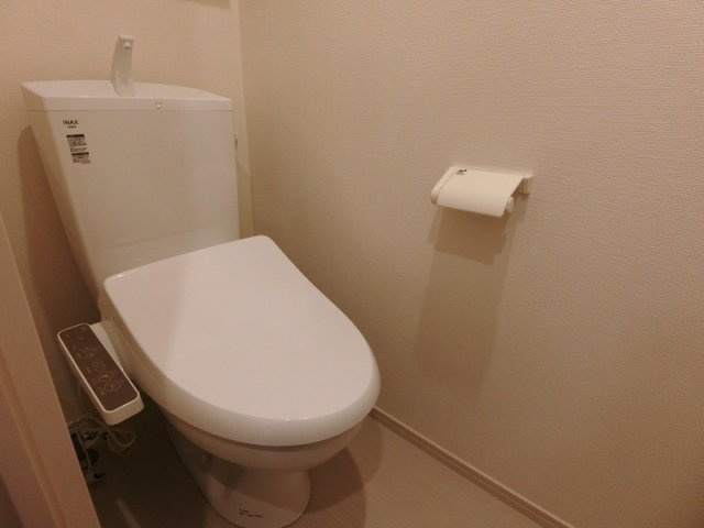 リブリ・パープルヒルⅡのトイレ|コンパクトで使いやすいトイレです