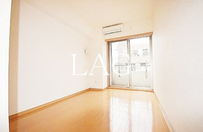 【居間・リビング】 | エクスクルーシブアイディ両国 | 洋室のお部屋です。