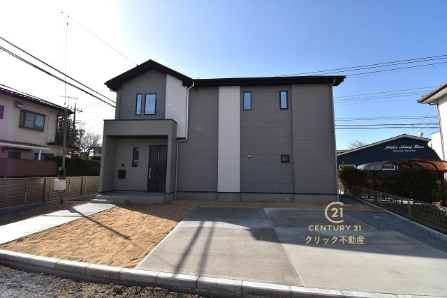 ケイアイフィット　水戸市元吉田町　14期 　3の駐車場|駐車場は十分なスペース。ご家族それぞれが車をご所有の場合や、来客の際も安心です。
内覧可能です。ご予約はHPから、またお電話でもお気軽にどうぞ。