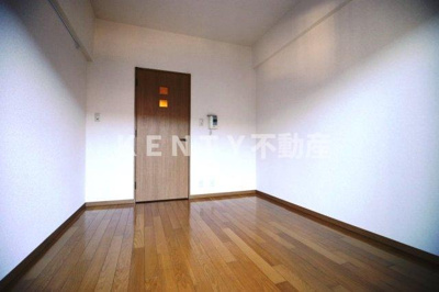 【居間・リビング】 | ヴェルステージ大森西 | 使いやすいリビングです