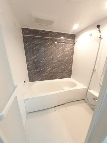 ティソットの浴室|日々の疲れを癒すお風呂付です