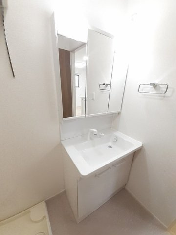 ティソットの洗面所|広い洗面スペース