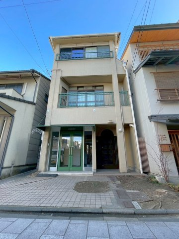 ◆京阪「祇園四条」駅徒歩５分◆宮川筋通り面す◆鉄骨造５LDK◆東山区宮川筋２丁目