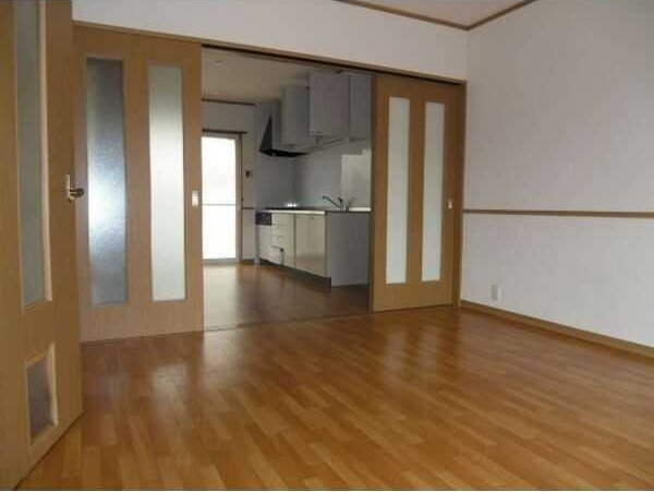 サンビヨーズ中北　　刈谷市近郊の賃貸ならクラスホーム刈谷店の居間・リビング