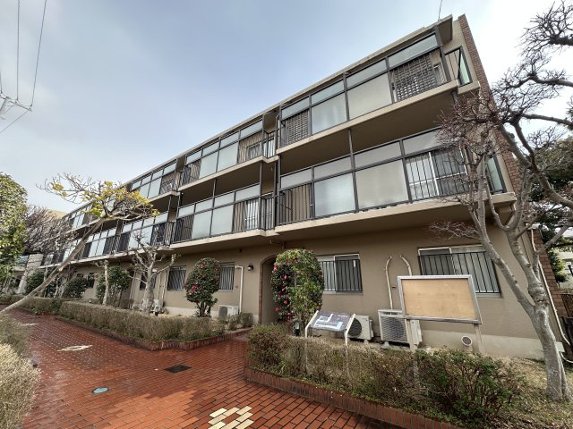 コープ野村須磨離宮前A棟の外観