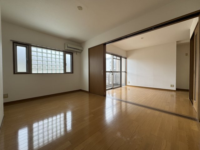 ジュエル曽根東の寝室