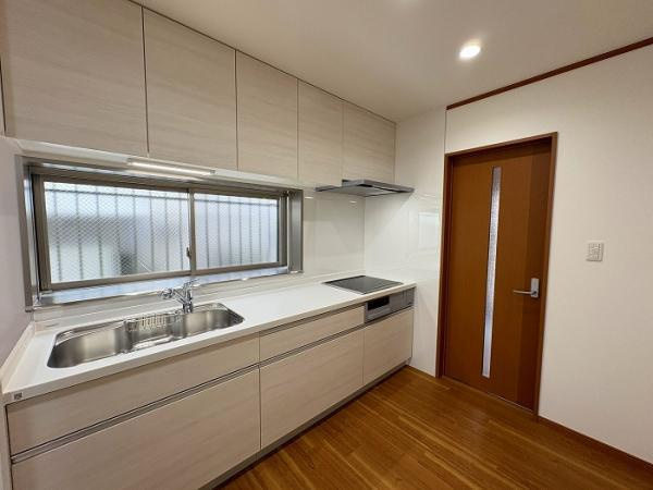 名古屋市中村区横井1丁目　3LDK　2階建　リフォーム済みのキッチン|キッチン新品へ交換