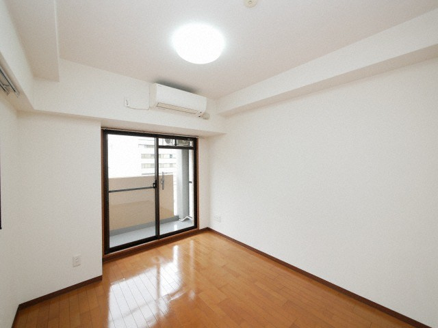 アスヴェル天満橋の居間・リビング