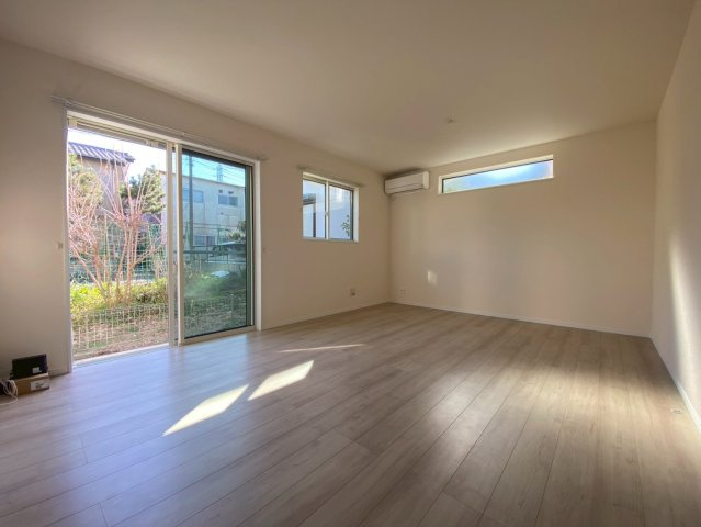 【居間・リビング】