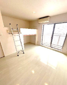 アリスコート上ノ丸の居間・リビング