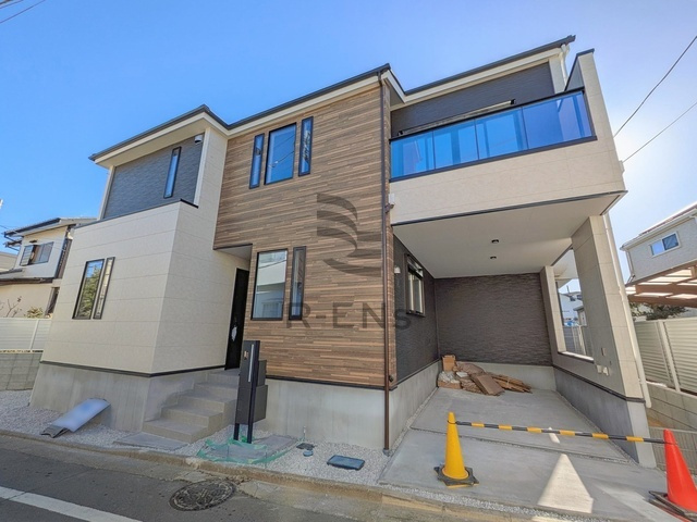 【外観】 | 練馬区向山４丁目　新築戸建て | 建築中