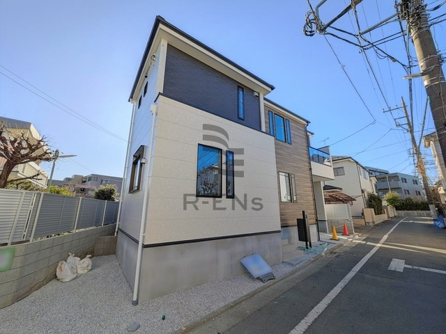 【外観】 | 練馬区向山４丁目　新築戸建て | 建築中