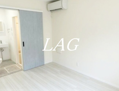 【居間・リビング】 | デュセレスト天神町 | 洋室のお部屋です。