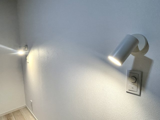 板橋区仲町　認定低炭素住宅　太陽光パネル×SECOM完備　大型省エネ邸宅の内装