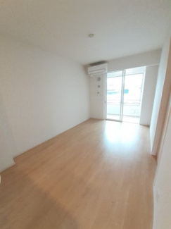 【居間・リビング】 | ピースフルハイツ　Ａ