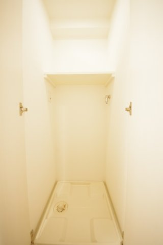 【シャワールーム】