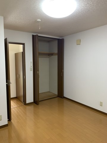 メイプル清水２の収納
