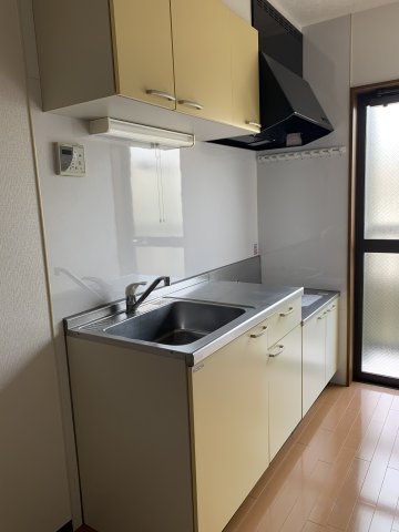 メイプル清水２のキッチン