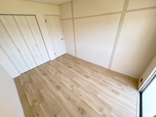 コーポ南生駒の洋室