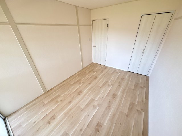 コーポ南生駒の洋室
