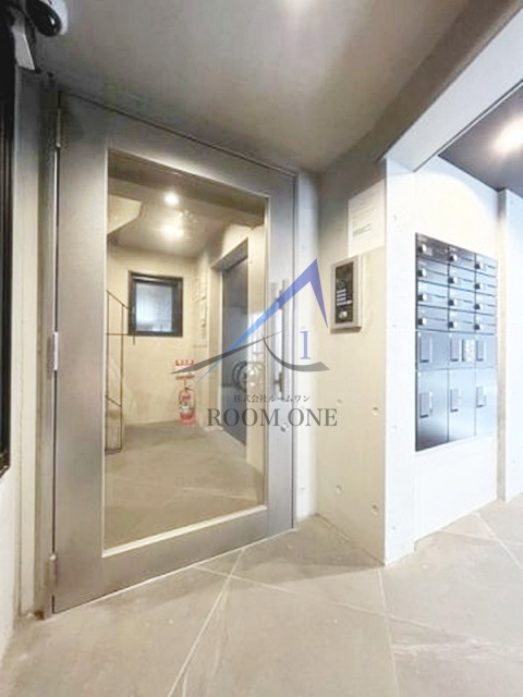 Ｌｉｖｅ　Ｆｌａｔ蔵前のセキュリティ|オートロックです。