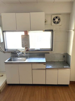 【キッチン】 | 吉田マンション | ハウスクリーニング前のお写真です