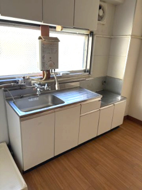 【キッチン】 | 吉田マンション | ハウスクリーニング前のお写真です