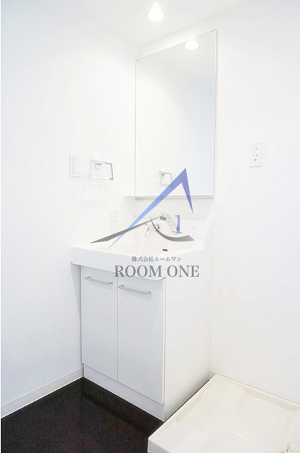 エルフラット板橋の洗面所|独立洗面台です。