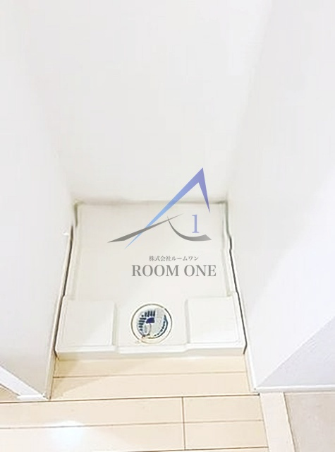 Rising place浅草弐番館の設備|洗濯機置き場です。