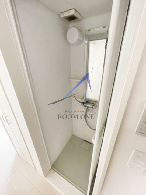 ネクステージ　鶯谷の浴室|シャワールームです。