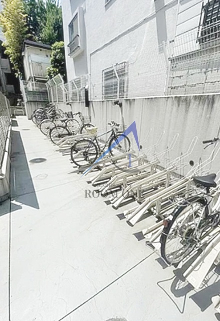 ビバリーホームズ練馬桜台のその他共用部分|駐輪場です。