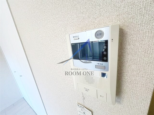 ビバリーホームズ練馬桜台のセキュリティ|モニター付きインターホンです。