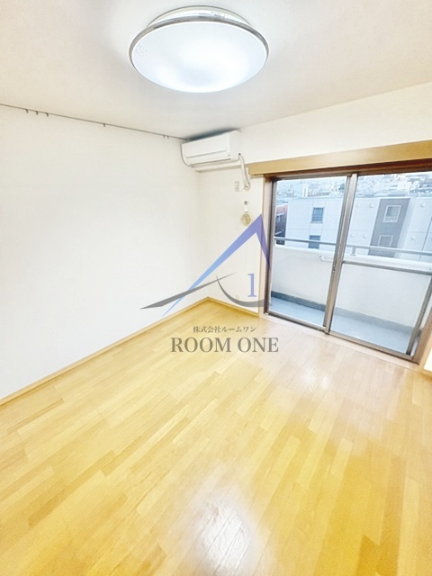 パークサイド西池袋の居間・リビング|洋室のお部屋です。