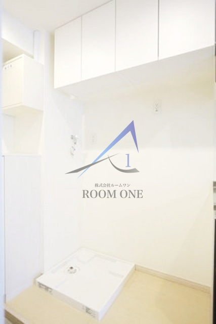 マーベラス鶯谷の設備|洗濯機置き場です。