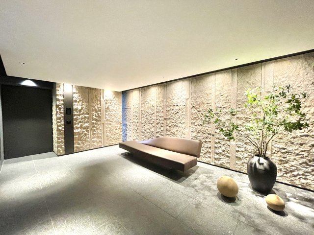 【エントランス】