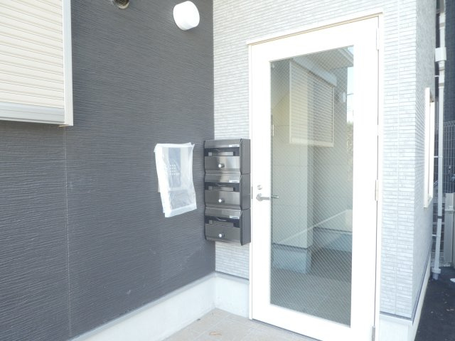 【エントランス】 | エレアージュ明石魚住