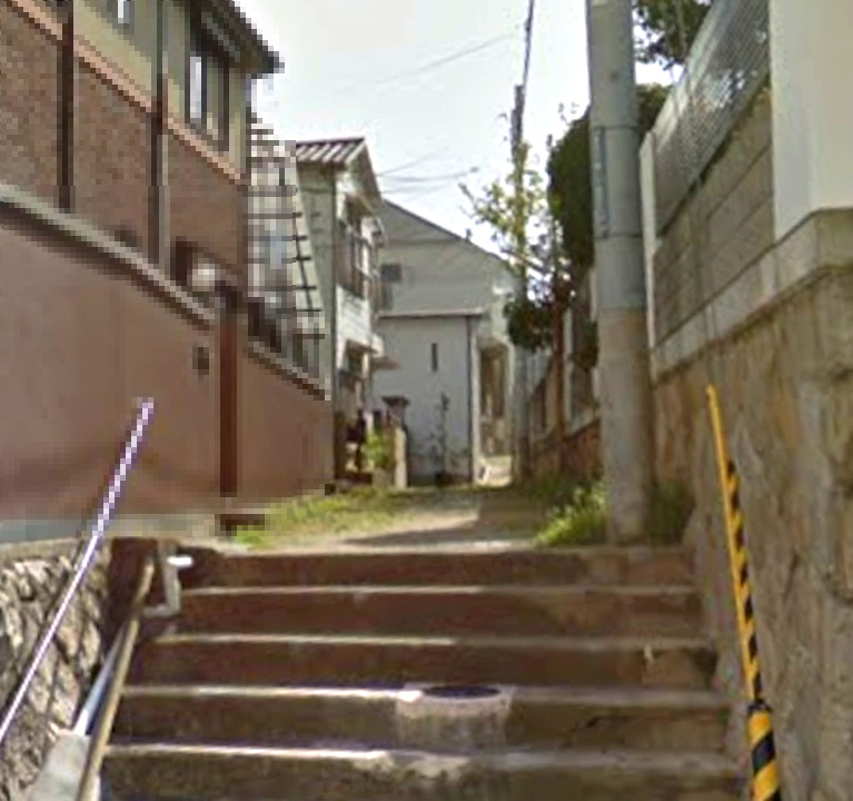 灘区城の下通1丁目の前面道路含む現地写真|落ち着いたくらしをかなえる閑静な住宅街。

