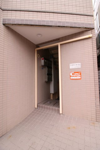 アールヴィラージュのエントランス