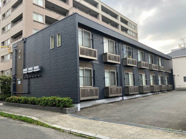 福岡市東区土井１丁目のアパートの外観