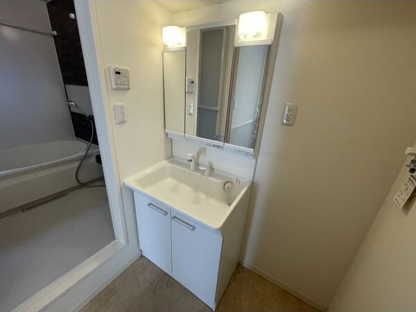 ambicia南舘　　刈谷市近郊の賃貸はクラスホームの洗面所