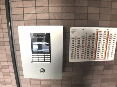 【防犯設備】 | 北花田庭園都市・グランアヴェニューウエストプレイス | 【オートロック付き】防犯上必要なオートロック付きです！