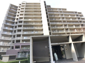 【外観】 | 北花田庭園都市・グランアヴェニューウエストプレイス | ＬＤＫ約１５．５帖♪大きな窓があるリビングは、陽光あふれる明るい空間です！居心地良く、ご家族皆がゆったり寛げる憩いの空間となりそうです♪